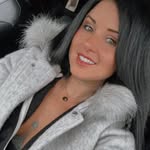 Laurie Oldham - @david7045351748 - Instagram