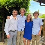 Laurie Randall - @laurier22 - Instagram