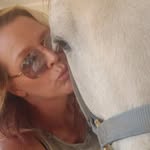 Laurie Roach - @lauriemroach - Instagram