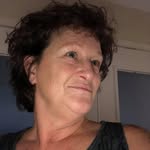 @laurieruedenhartford - Instagram