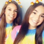 Laura Sexton & Sarah Hartong 💞 - @laurasarah.spammm - Instagram