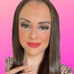 Laura Steinberg | Nail Enthusiast - @luxe_beauty_with_laura - Instagram