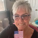 Laurie Strauch - @vardieandprissy - Instagram