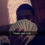Lavon Davis - @live_from_903 - Instagram