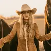 Lainey Wilson - @laineywilson - TikTok