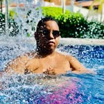 Carlos Lorenzo Valdez - @lawrence_bussines - Instagram