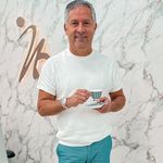 Lawrence Kováč - @du.bai.961556 - Instagram