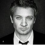 @jeremylawrencerenner - Instagram