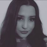 Holly Lawrence-Webb - @hollylw_99 - Instagram