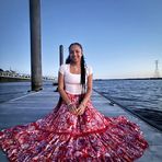 Layla Barrett - Facebook