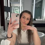 layla berger - @layla.bergerr - Instagram