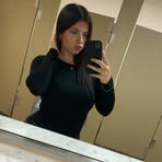 Layla Burns - Facebook