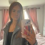 Layla Carr - Facebook