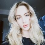 Layla Carr - Facebook