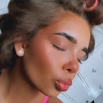 lezbot - @layla._.cooke.priv - Instagram
