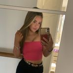 Layla Curry - Facebook