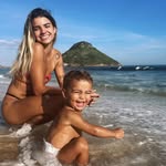 𝗟𝗮𝘆𝗹𝗮 𝗙𝗹𝗼𝗿𝗮 𝗕.𝗧. 🌊 - @layla.b.t - Instagram