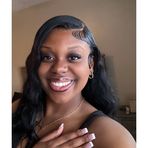 Layla Gray - Facebook