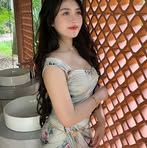 Layla Holmes - Facebook