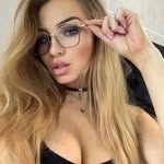 Layla Hurst - @layla___hurst53 - Instagram