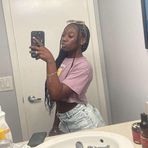 Layla King - Facebook