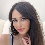Layla King - Facebook