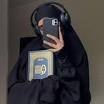 Layla Lam - Facebook