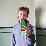 Layne Lee - @laynele37 - Instagram