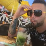 Lazaro Rivas - @el_pochi91 - Instagram