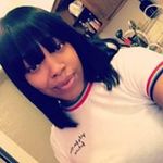 Lee Bee - @leabarry412 - Instagram