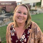 Lea Dean - @learenee75 - Instagram