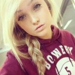 Lea Downs - @leadowns.xox - Instagram