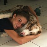 Léa  Grimes - @minierlea - Instagram