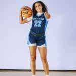 Lea 🏀 - @leaholmes22 - Instagram