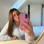 léa🩷 - @lea.hubert09 - Instagram