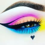 Lea Pearson - @makeup_lea13 - Instagram