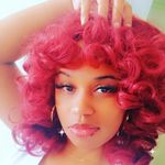 Lea Perry - @leaperry - Instagram