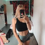 Léa Poulin - @leapoulin898 - Instagram