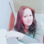 Lea Solis - @leacosti_44 - Instagram