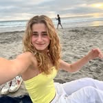 Leah 🌺 - @leah.adlerr - Instagram