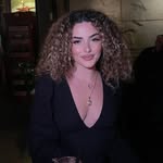@leahaliti - Instagram