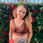 leah - @leahbrooke70 - Instagram