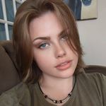 Leah Burnside - @leahkatt3663 - Instagram