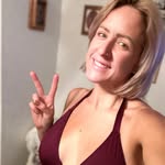 Leah Castillo - @oliesmama7 - Instagram