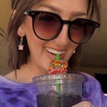 Leah Kane - @hopedealerleah - Instagram