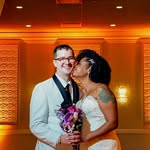 Leah Dyer - @leahreadsbutcantremember - Instagram