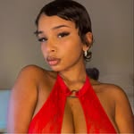 Leah Ely - @sufiusbx - Instagram