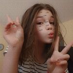 Leah Fortner - @rosy.dog - Instagram