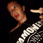 Leah Guy - @beezneez80 - Instagram