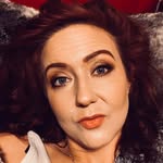 Lea Hokanson LE - @barelea_there - Instagram